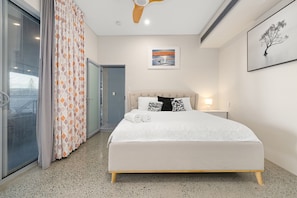 Apartment | 5 Schlafzimmer, laptopgeeigneter Arbeitsplatz, Bettwäsche