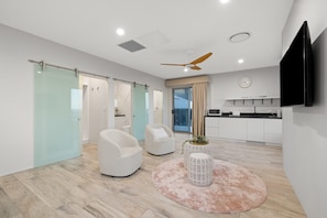 Apartment | Wohnzimmer | Kamin