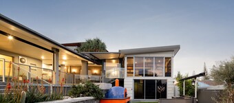 Striking Luxury Home With Garden & BBQ