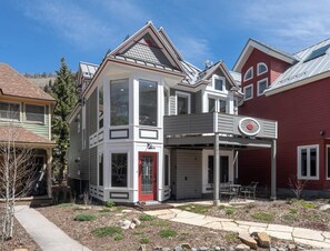 Exterior - Bachman 26 is a classic Telluride mountain home featuring a private hot tub (Telluride)
