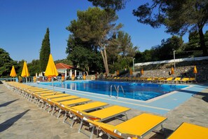 Mobile Home | Pool - Mobilheim auf dem Hugel mit Pool (Villanova d'Albenga)