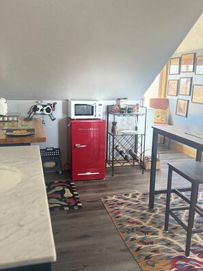 Interior - Cozy Studio with Mountain Views + On-Site Nano Brewery Near Yellowstone & Tetons (Saint Anthony)