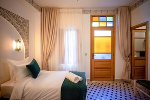 Habitació doble Deluxe | Caixa forta a l'habitació, planxa i posts de planxar i wifi gratuïta 