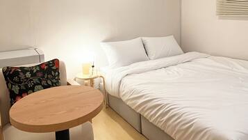 1 habitación, wifi y ropa de cama