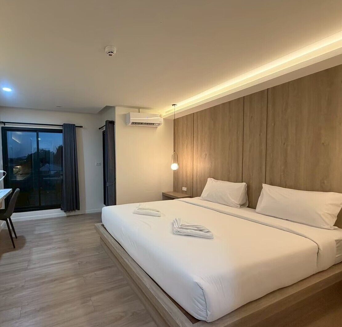 Bàn, truy cập Internet không dây miễn phí 