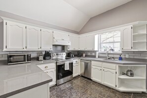 Microwave, oven, stovetop, dishwasher