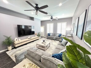 TV, fireplace - Relaxing Family Retreat with Private Pool, Grill, Game Room (McAllen)