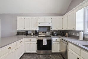 Microwave, oven, stovetop, dishwasher