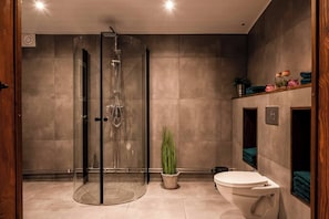 House, 4 Bedrooms, Accessible, Smoking | Bathroom - Unique Residence in Linderöd (Linderod)