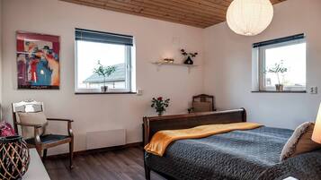 House, 4 Bedrooms, Accessible, Smoking | 4 bedrooms