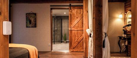 House, 4 Bedrooms, Accessible, Smoking