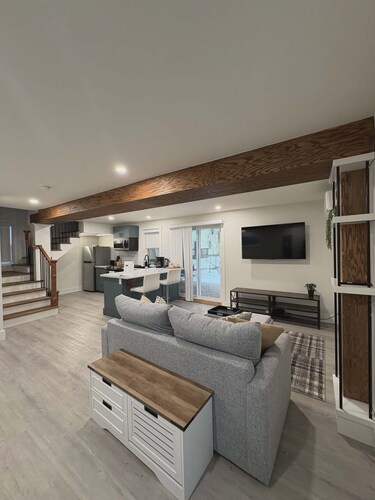 Historic Barn Conversion | Downtown Yarmouth | King Bed