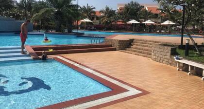 Seaside Villa __3 Bedrooms with Swimming Pool and Tennis Court