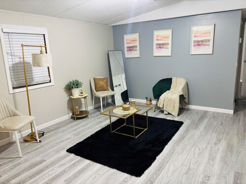 Tranquil 2-bedroom mobile home with AC in Rocky Mount