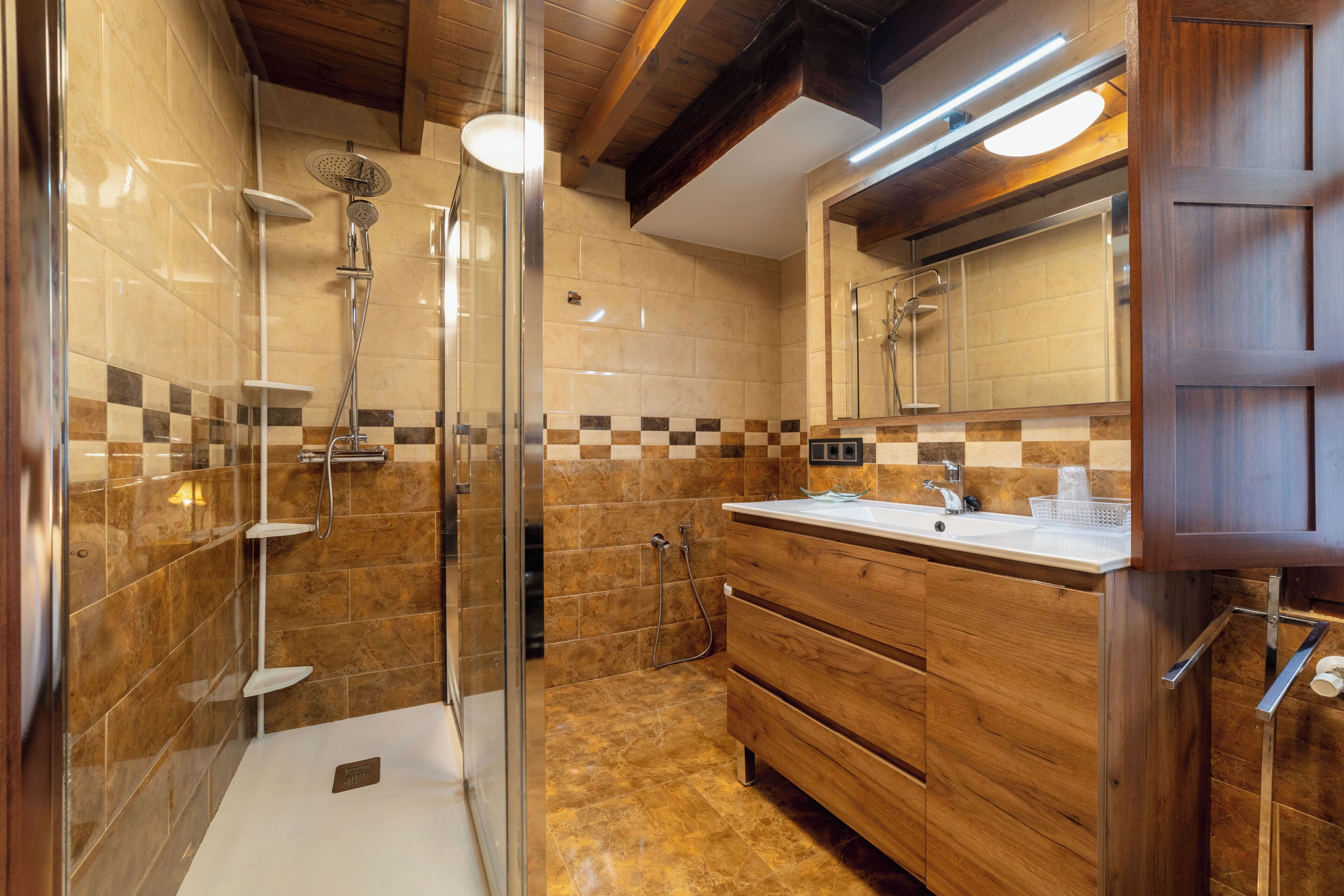 Superior Double Room, Mountain View | Bathroom