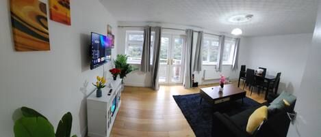 TV connectée, cheminée