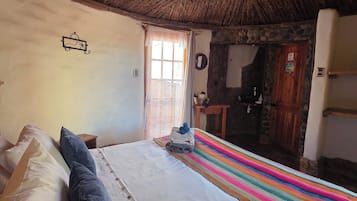 Bungalow có thiết kế đặc sắc, quang cảnh sân vườn | Truy cập Internet không dây miễn phí