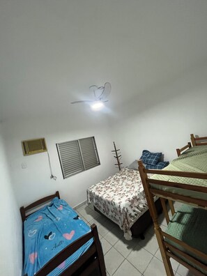 Internet, bed sheets - Complete House with Private Pool and BBQ | Praia Grande (Praia Grande)