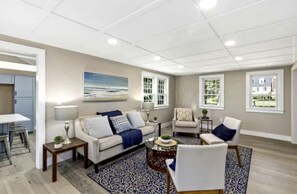 Living area - 4-bedroom Coastal Cape Retreat Near Monument Beach (Bourne)