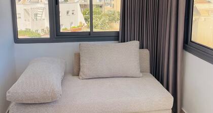 Enjoy an unforgettable stay in this bright apartment with terrace