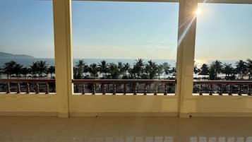 슈피리어 트리플룸, 부분 바다 전망 | 숙박 시설 구내