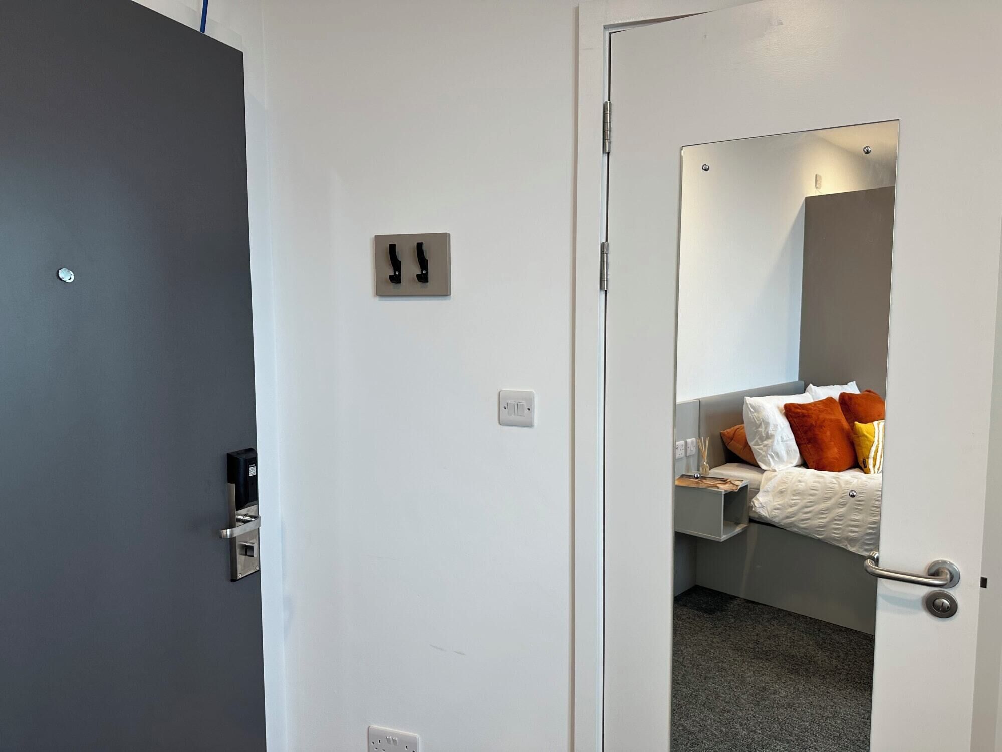 Studio, Non Smoking | Blackout curtains, free WiFi