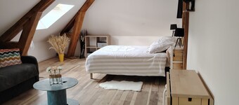 Apartment with double bed, sofa bed, bathroom and kitchen