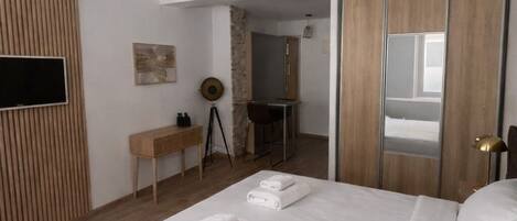 Departamento Deluxe, vista a la ciudad | Ropa de cama de alta calidad, cortinas blackout y wifi gratis