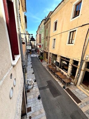 Deluxe Apartment, City View | Premium bedding, blackout curtains, free WiFi, bed sheets
