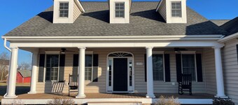 Spacious Country Retreat with 5BR & Mountain Views