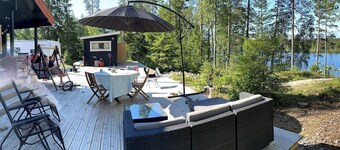 Modern Beach Cottage 20 min from Tampere | Wood Sauna & 100 m2 Terrace