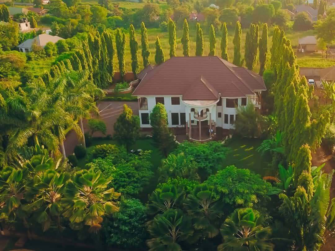 Bagian depan properti