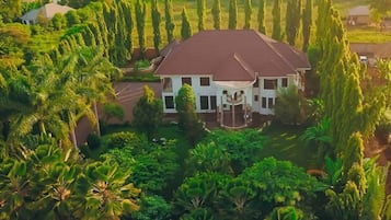 Bagian depan properti