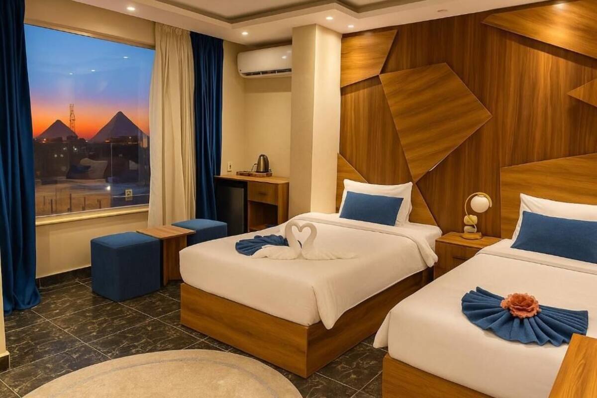 Deluxe Double or Twin Room, Desert View, Mountainside | In-room safe, soundproofing, iron/ironing board, free WiFi