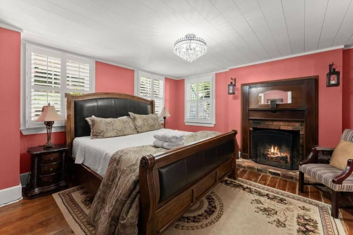 Exclusive Double Room, Courtyard View | Free WiFi