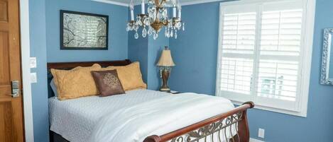 Dobbeltrom – deluxe, bakgårdsutsikt | Wi-fi (inkludert)