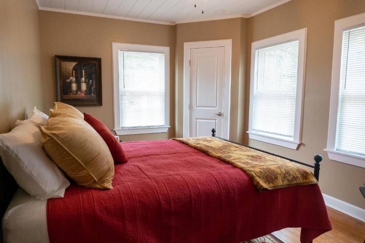 Double Room, Courtyard View | Free WiFi