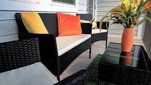 Terrace/patio - Bird of Paradise l 1BD Lux King in NE Jax (Jacksonville)