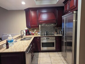 Private kitchen - Beautiful Ski-in/Ski-out Sleep 8 in Park City for the final Sundance Festival! (Park City)