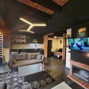 Living area - FARAYA 1-bedroom chalet with panoramic view and Cheminée (Jabal Lubnan)