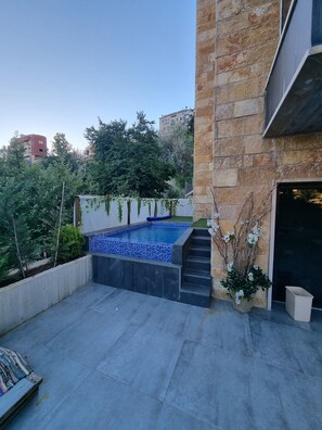 Pool - FARAYA 1-bedroom chalet with panoramic view and Cheminée (Jabal Lubnan)