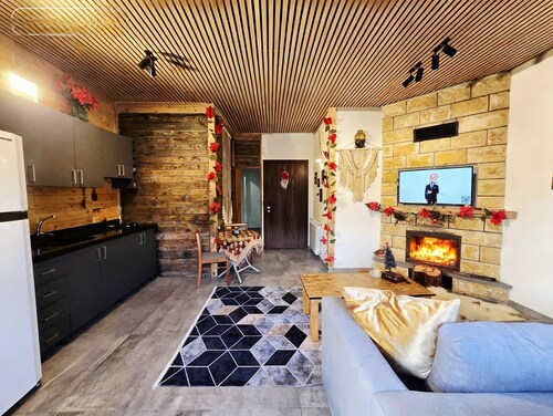 FARAYA 1-bedroom chalet with panoramic view and Cheminée