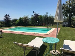 Piscina a l'aire lliure 