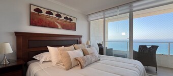 Oceana Suites Costa Horizonte