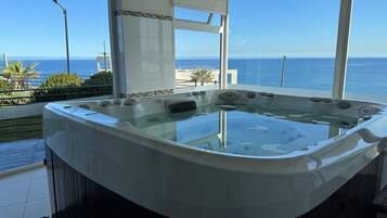 Apartemen | Bathtub spa outdoor