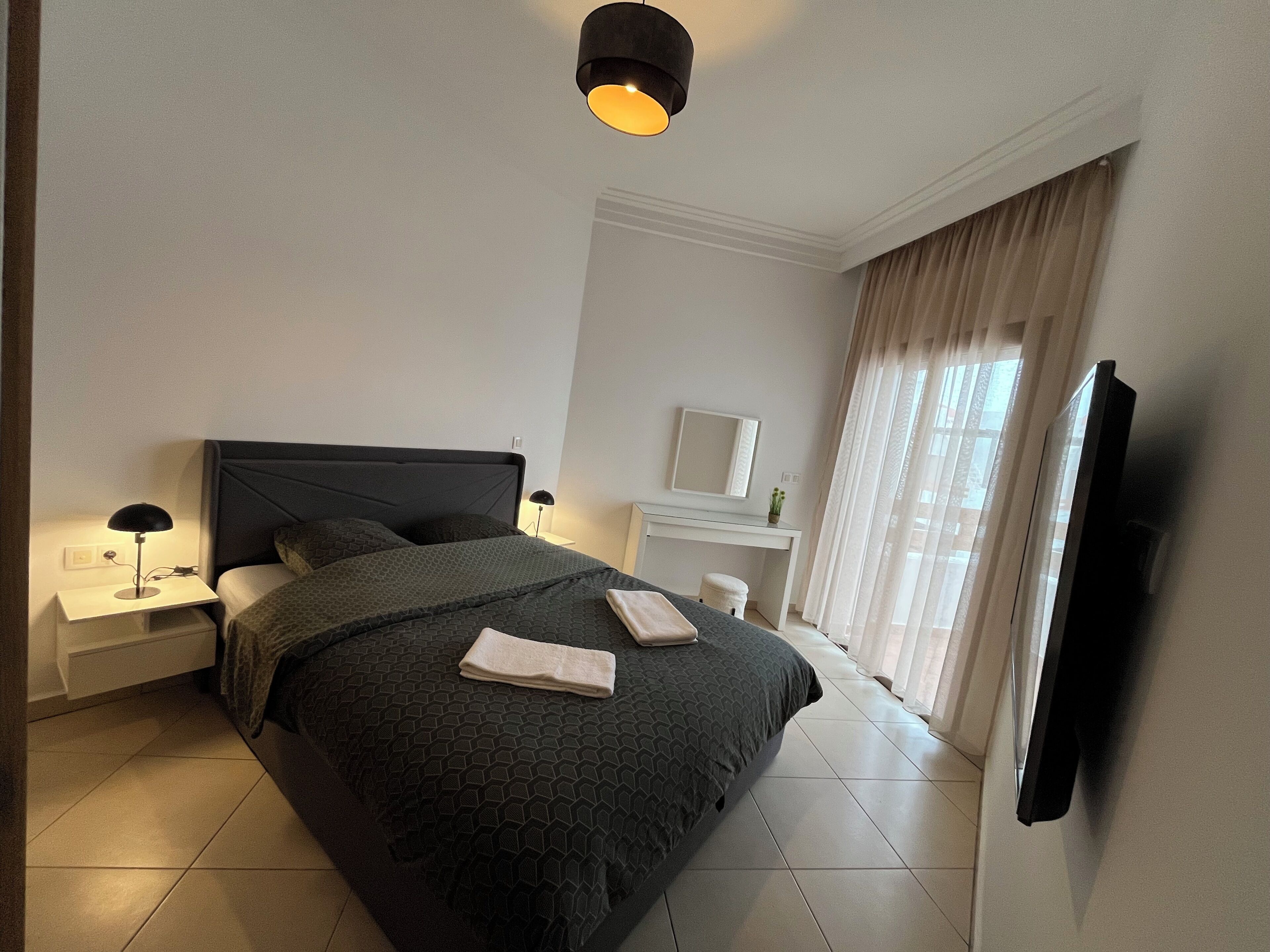 2 bedrooms, iron/ironing board, WiFi, bed sheets