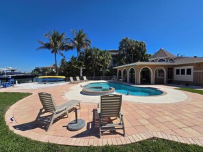 Pool - A Private Waterfront Sanctuary on Bay Island, Moments from Siesta Key. (Sarasota)