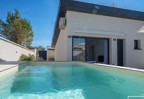 Riboleys – Villa für 10 Personen mit privatem Pool, 200 m vom Meer entfernt