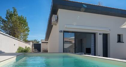 Riboleys – Villa für 10 Personen mit privatem Pool, 200 m vom Meer entfernt