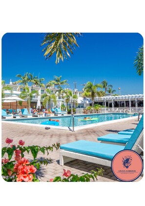 Outdoor pool - Marina, Pool & Boats with Beautiful Harbor Views (Marathon)